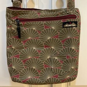 Kavu crossbody